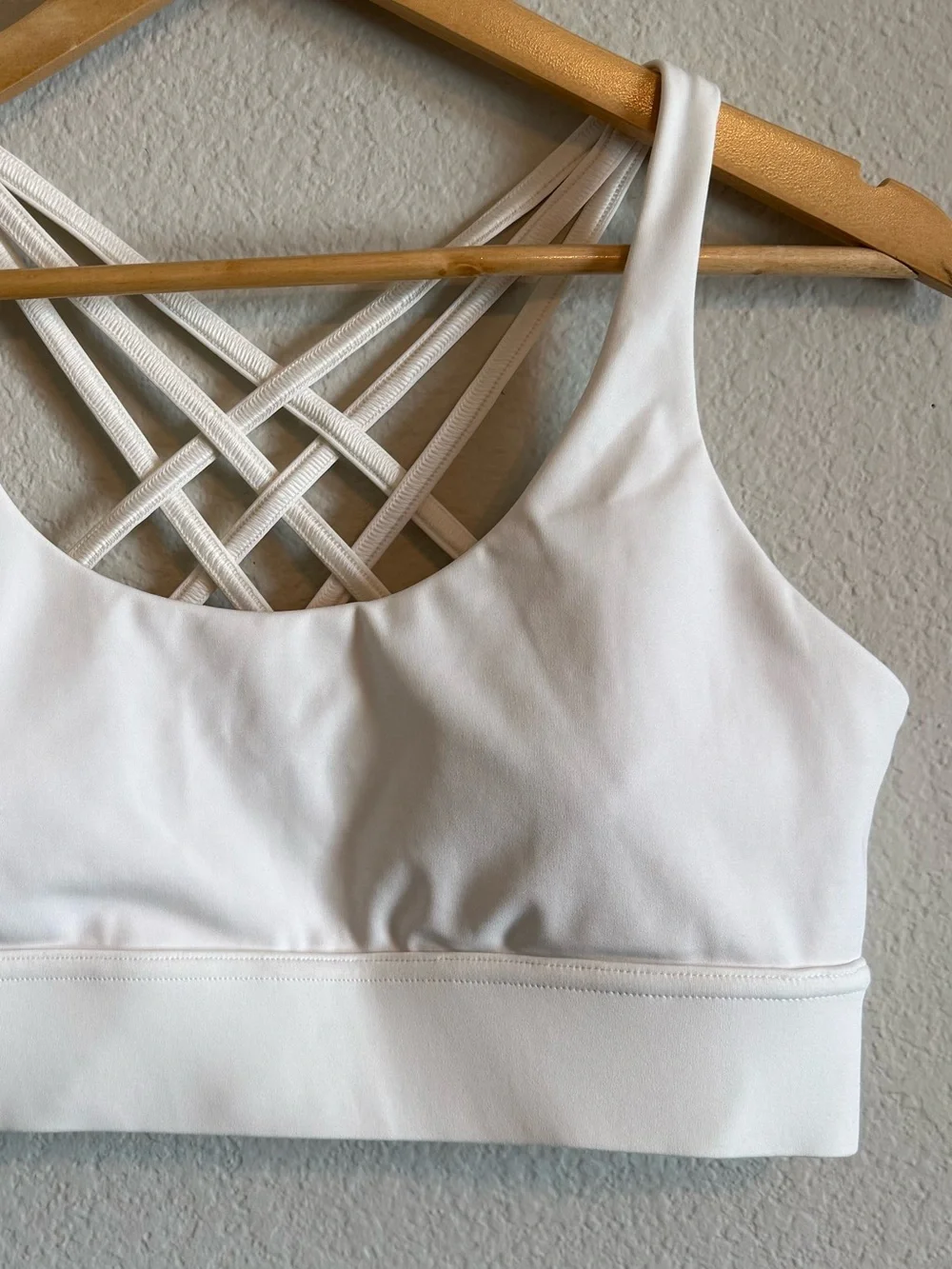 Savvi Sun Bra White Strappy Crisscross Back Padded Sports Bralette Size XL